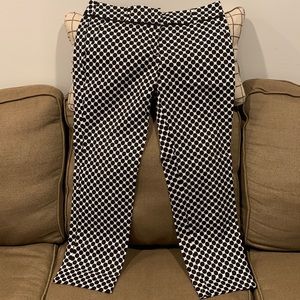 NY& Co black polka dot cropped pants